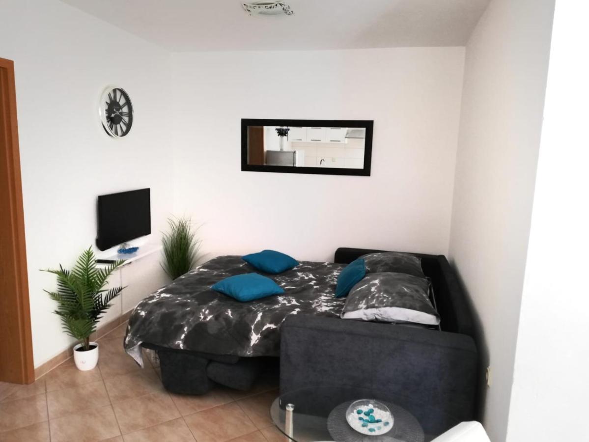 Apartment Toni With Private Parking 자다르 외부 사진